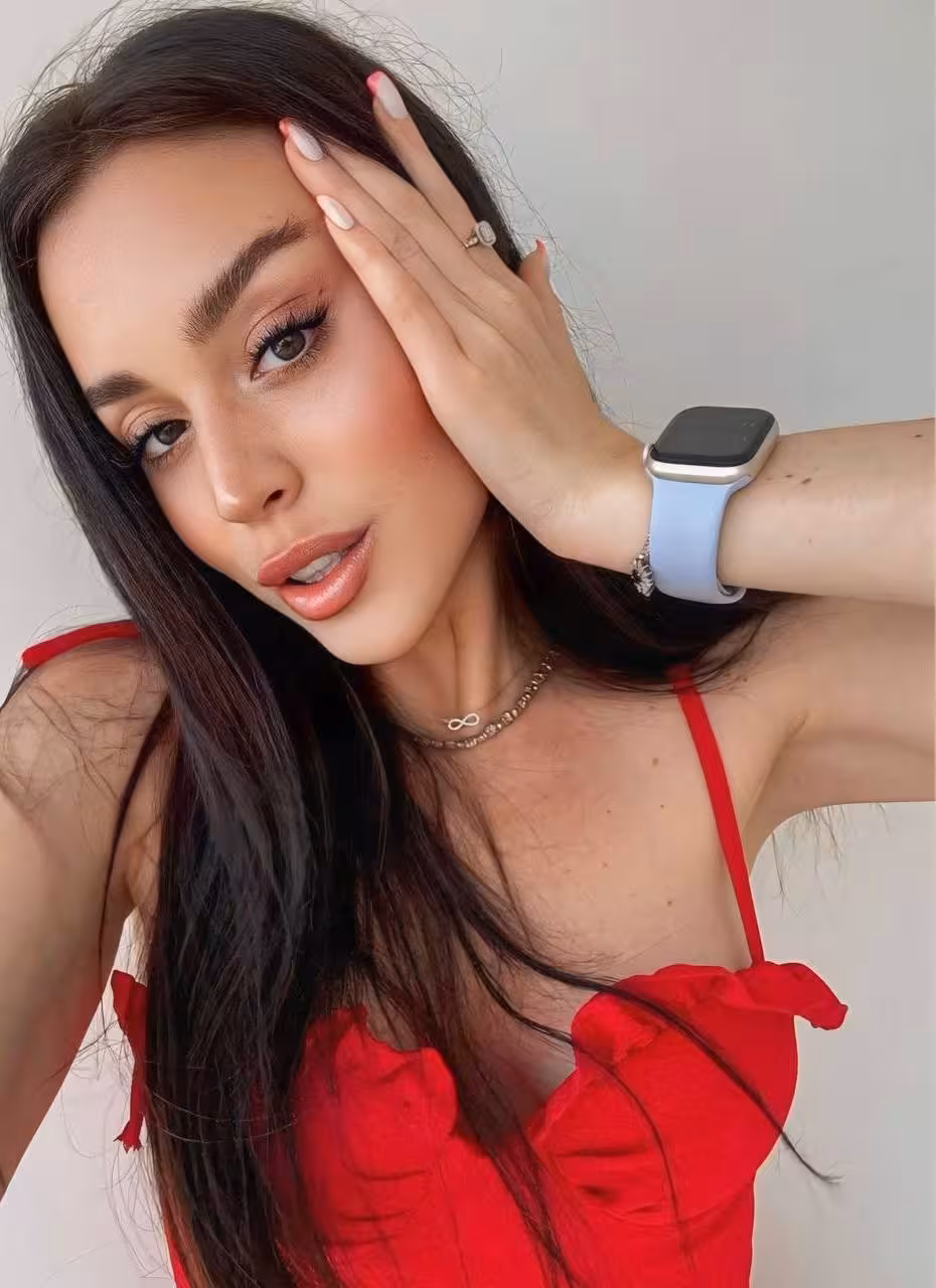 Daria female penpals with photos