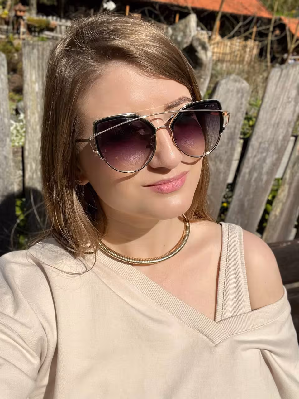 Viktoria friendship books penpals