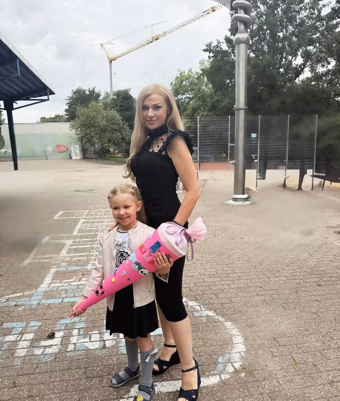 Liliia friendship books penpals