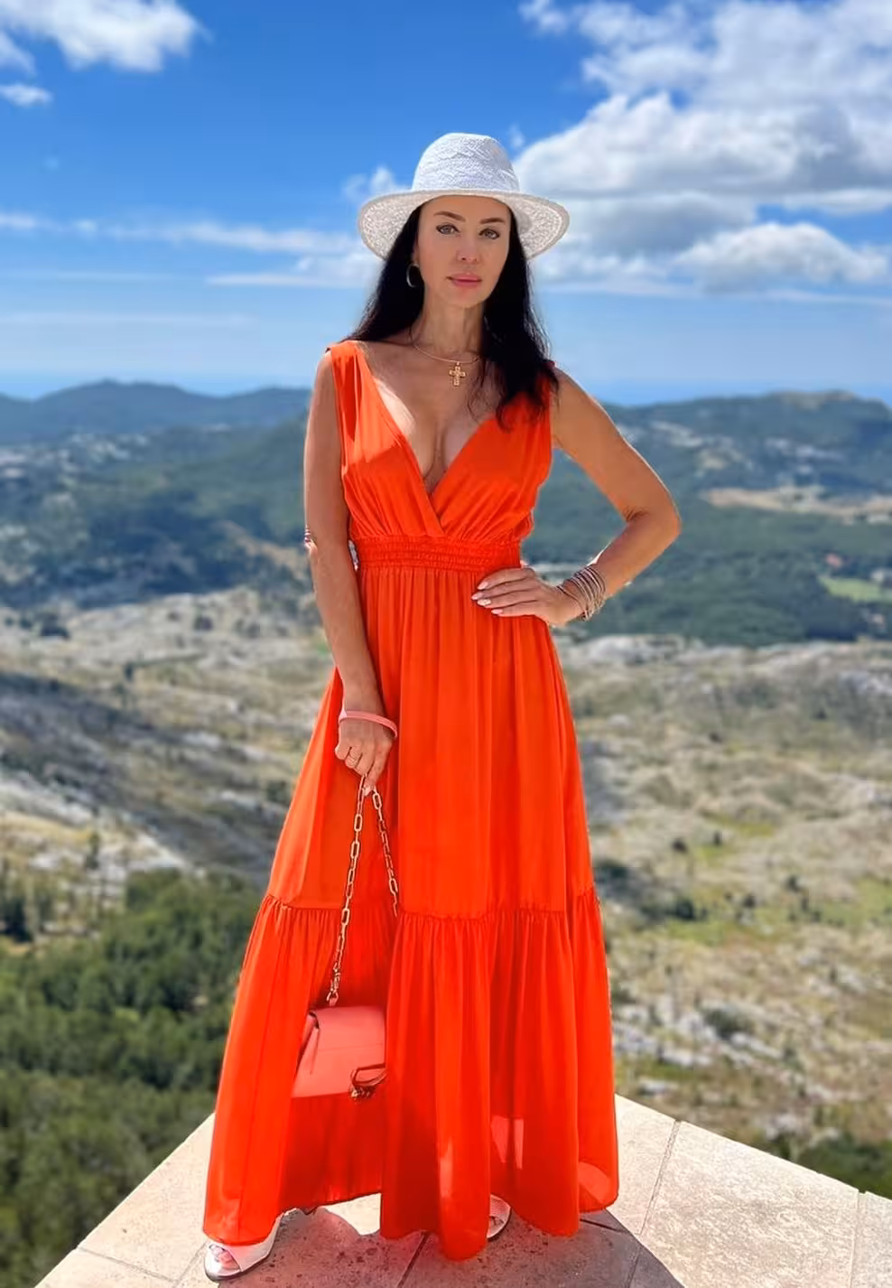 Vika brides by.young