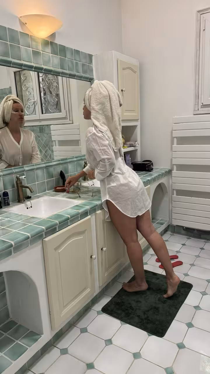 Hanna unexpected brides