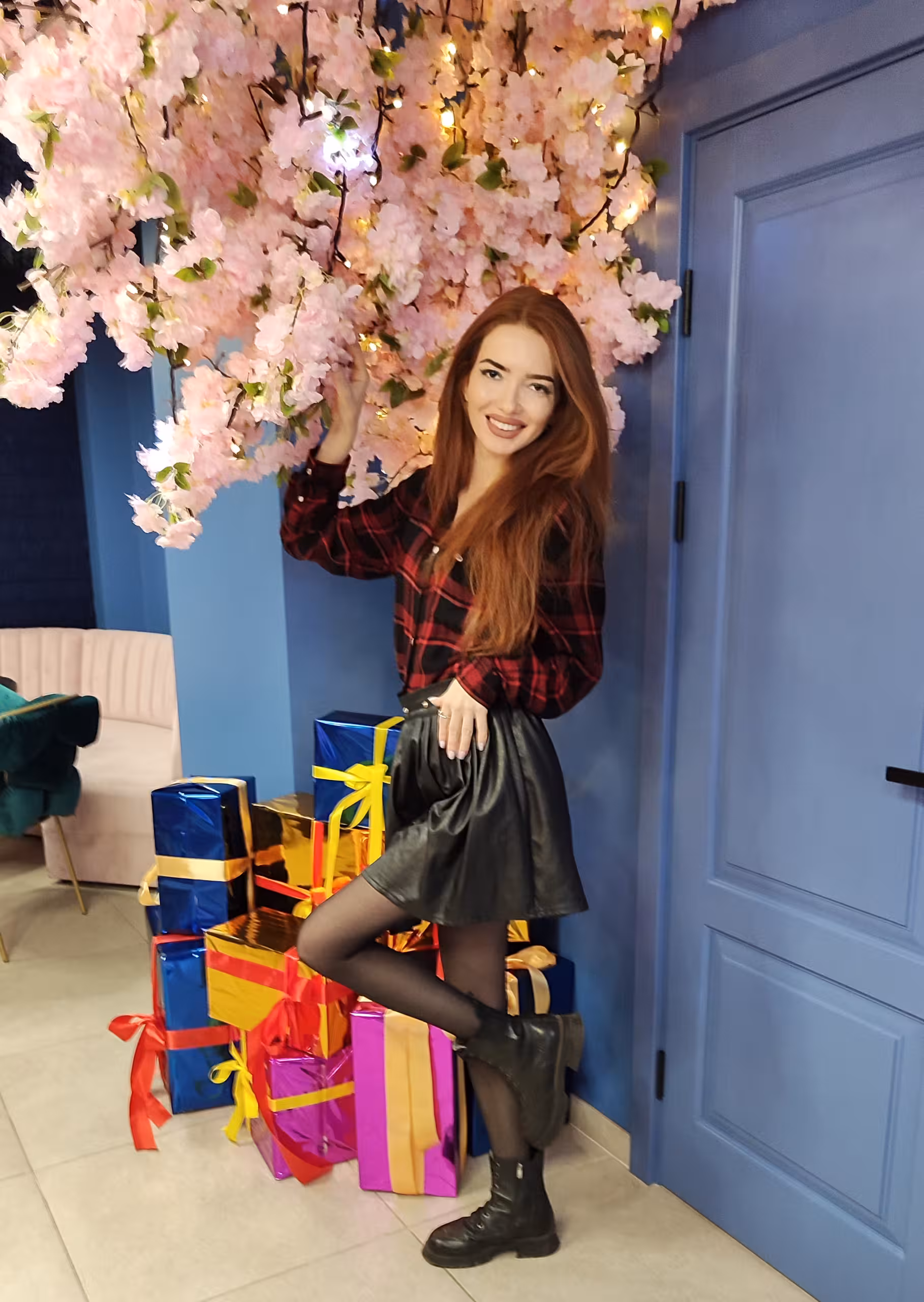 Yulia brides by.young