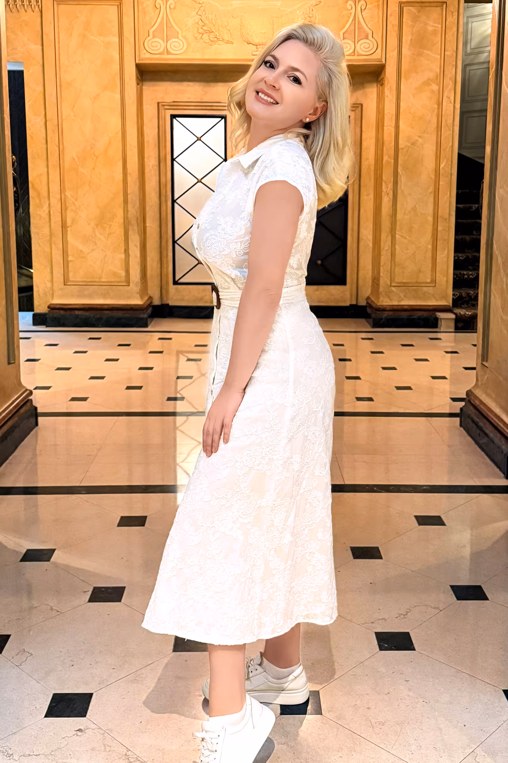 Lidiya brides by young man