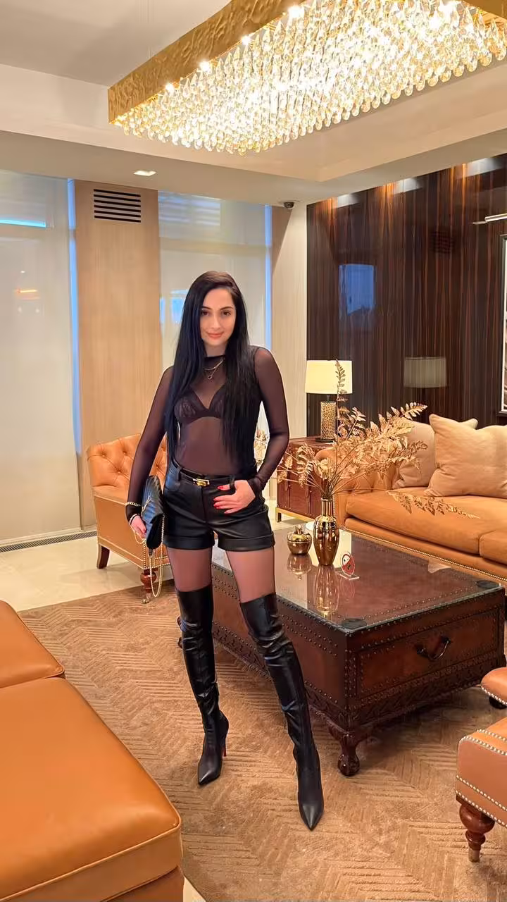 Christina rose brides